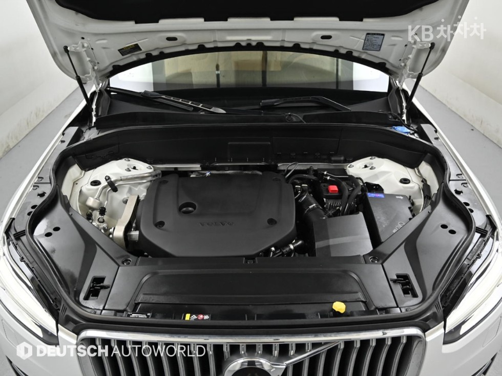 2021 - volvo xc90