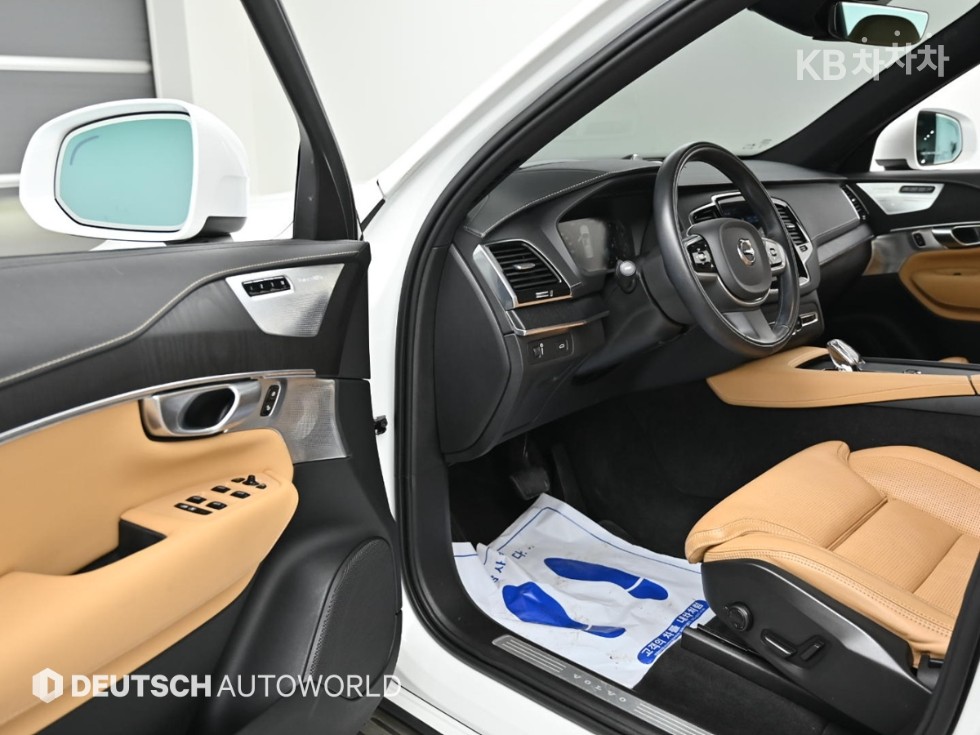 2021 - volvo xc90