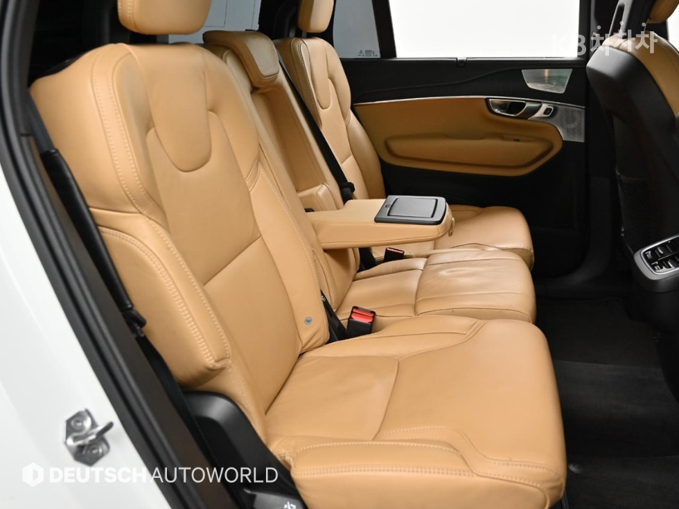 2021 - volvo xc90