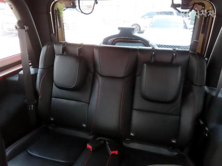 Jeep Wrangler JL 2.0 Rubicon 2 Duo Base Type 8