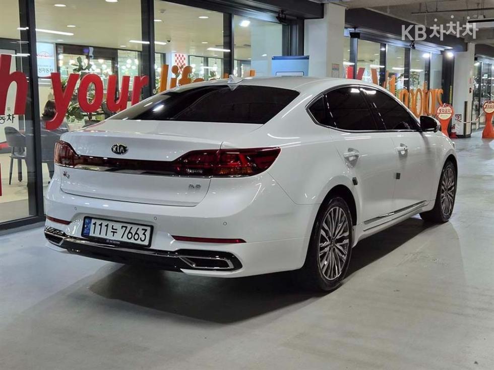 2021 - kia k7