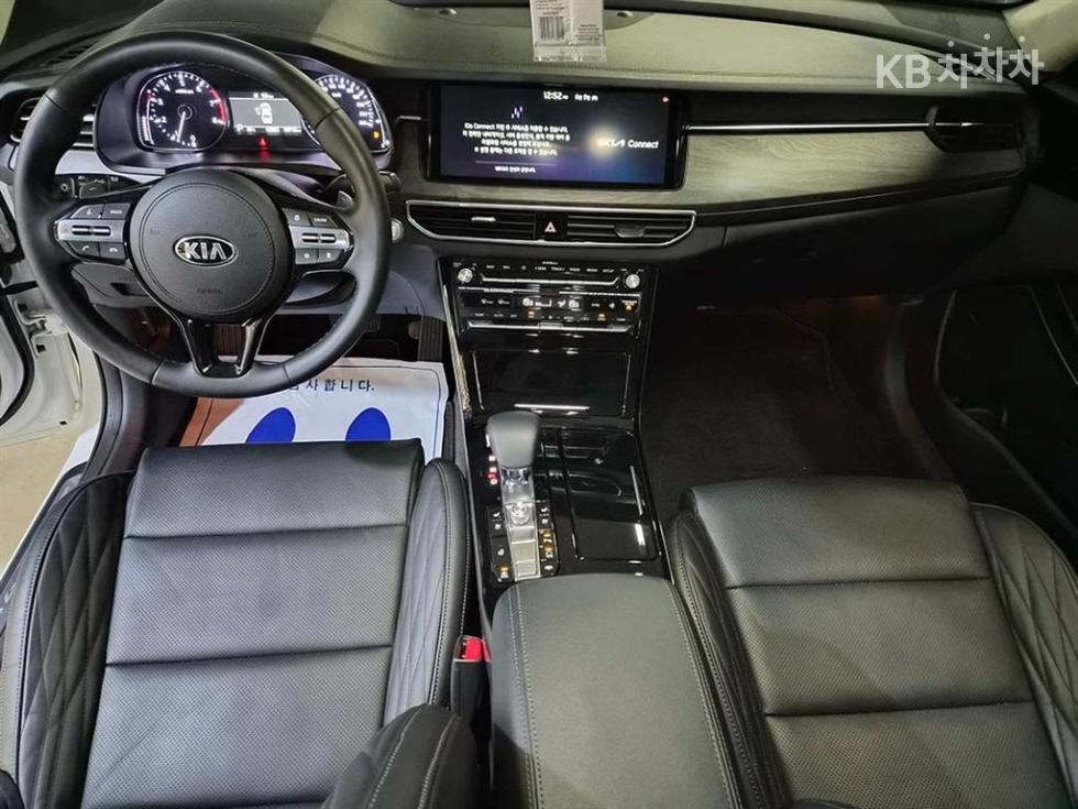 2021 - kia k7