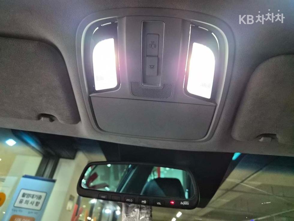 2021 - kia k7