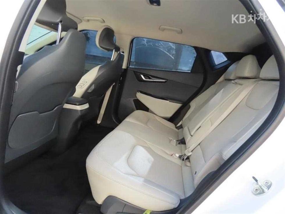 2023 - kia ev6