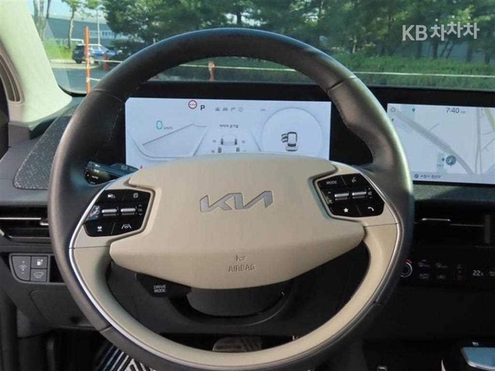 2023 - kia ev6