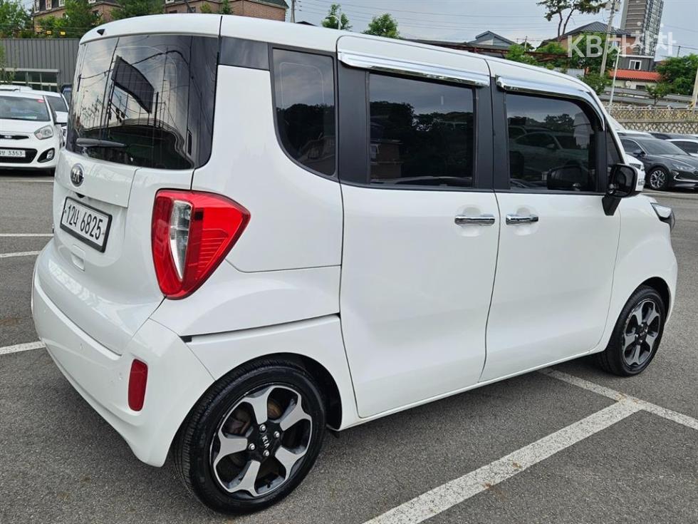 2014 - kia ray