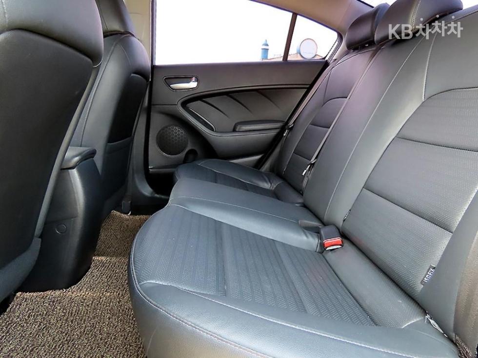 2017 - kia k3