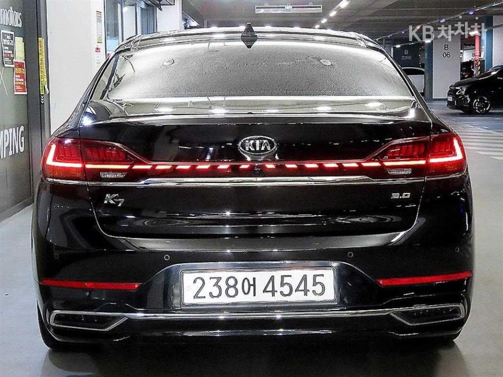2020 - kia k7