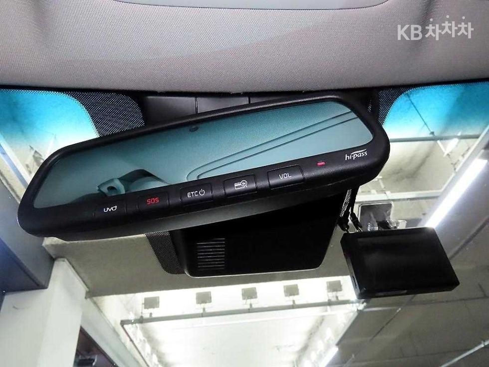 2020 - kia k7