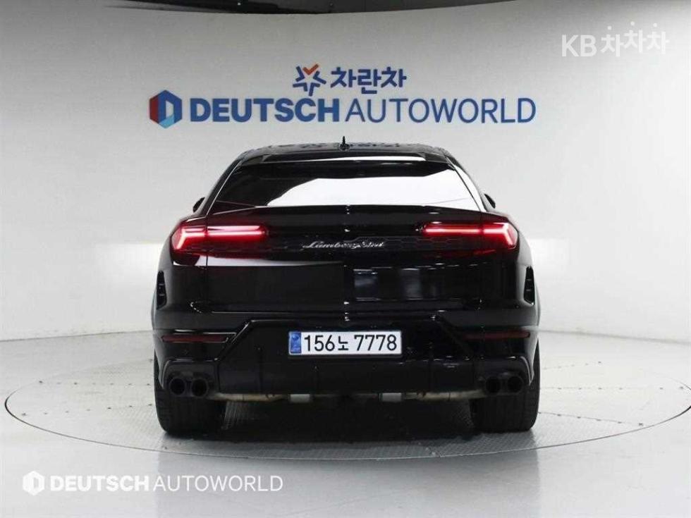 Lamborghini Urus — miniaturë 4