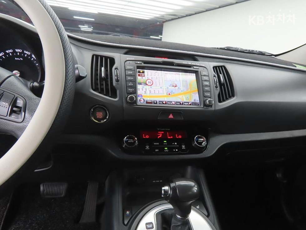 2012 - kia sportage