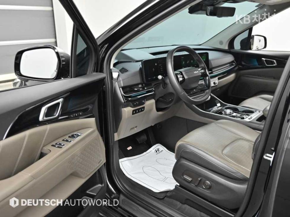 2025 - kia carnival