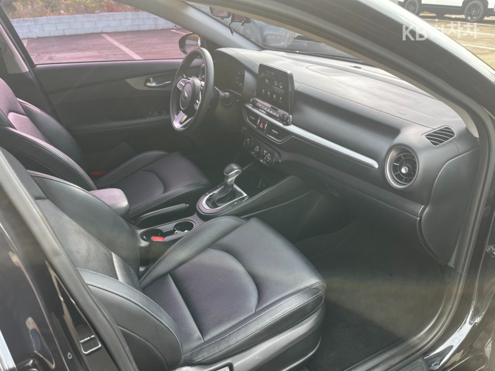 2020 - kia k3