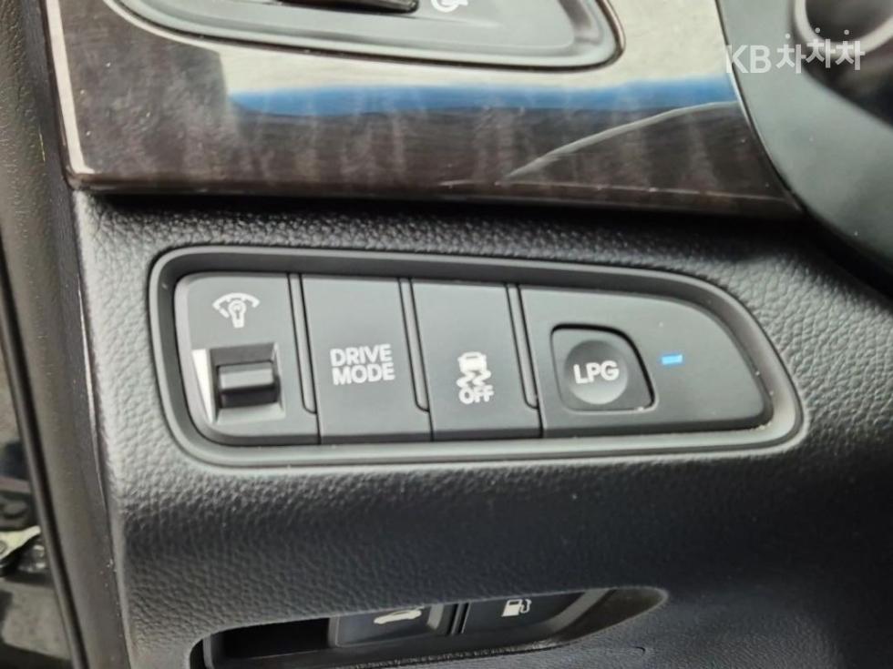 Hyundai Grandeur — miniaturë 17