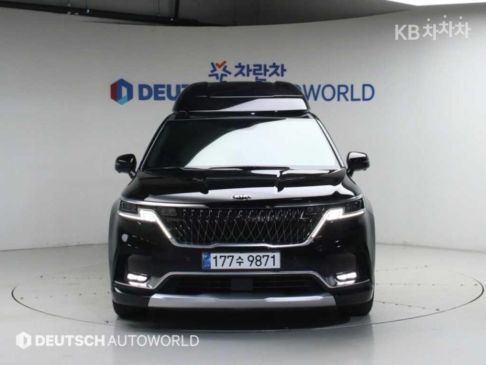 2021 - kia carnival