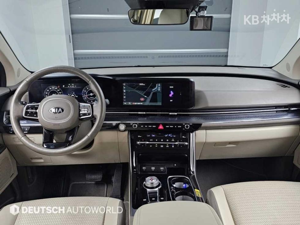 2021 - kia carnival