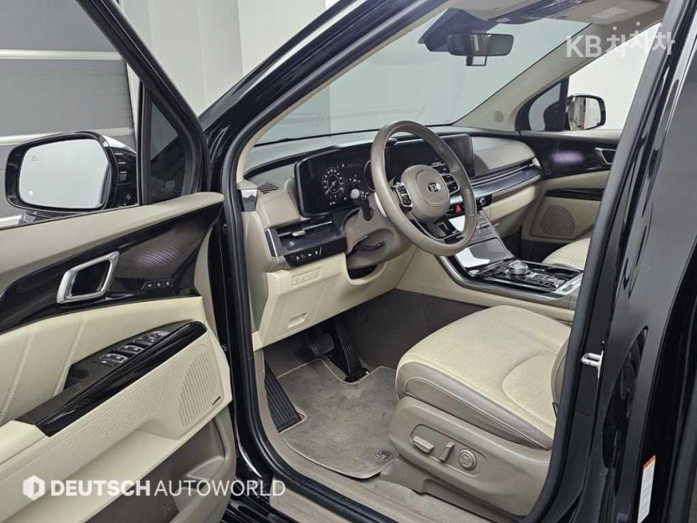 2021 - kia carnival
