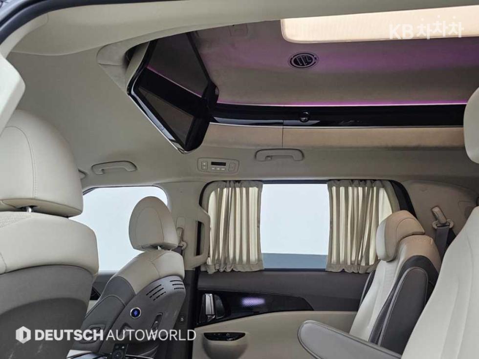 2021 - kia carnival