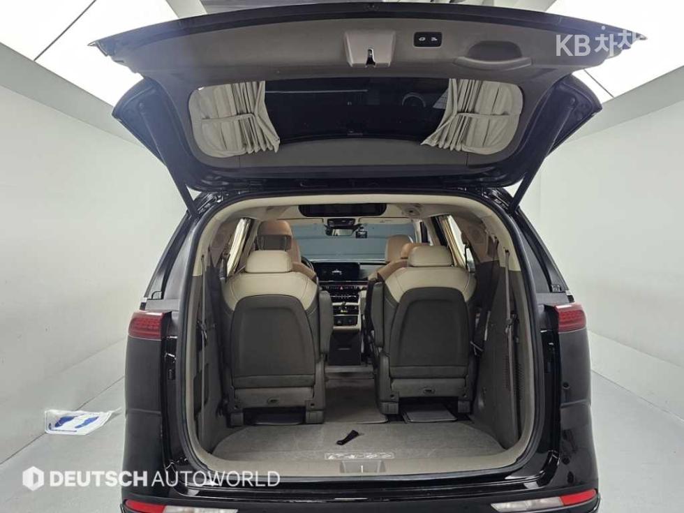 2021 - kia carnival