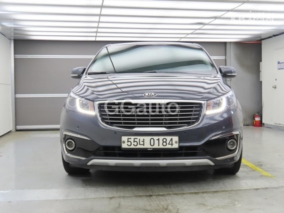 2017 - kia carnival