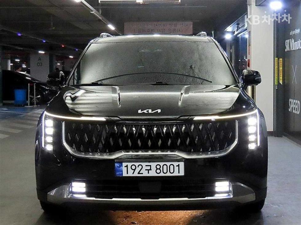 2023 Kia 4 photo