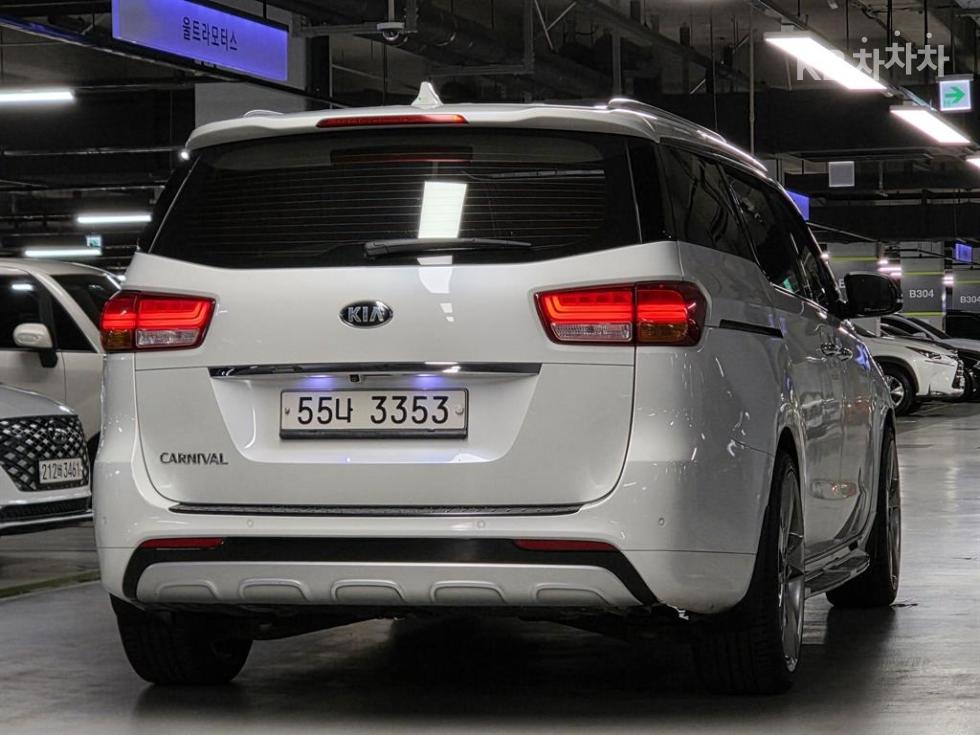 2015 - kia carnival