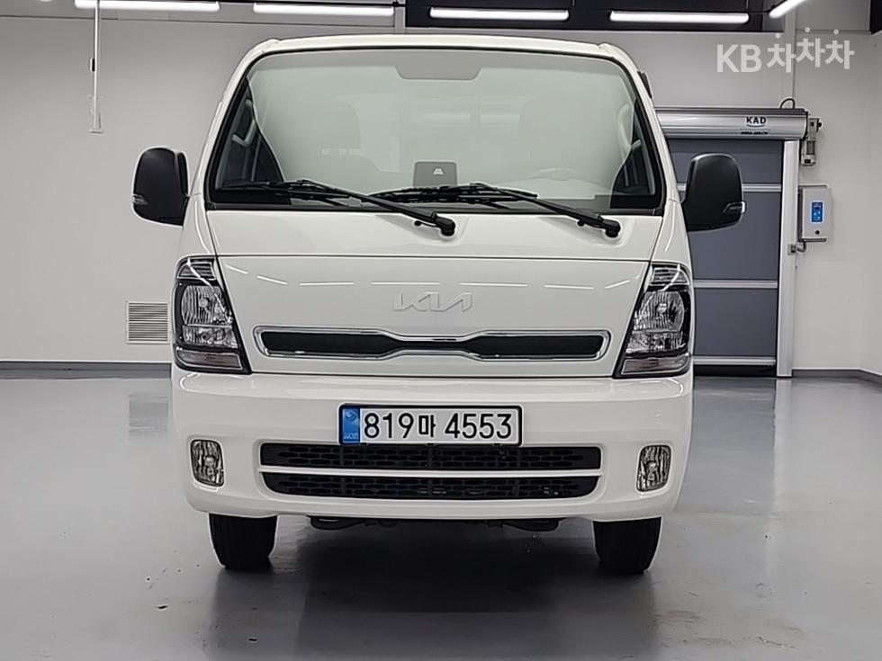 2023 - kia bongo iii