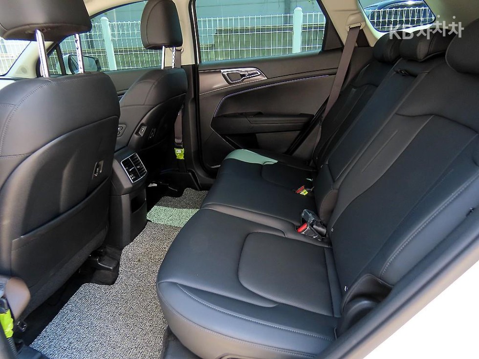 2024 - kia sportage