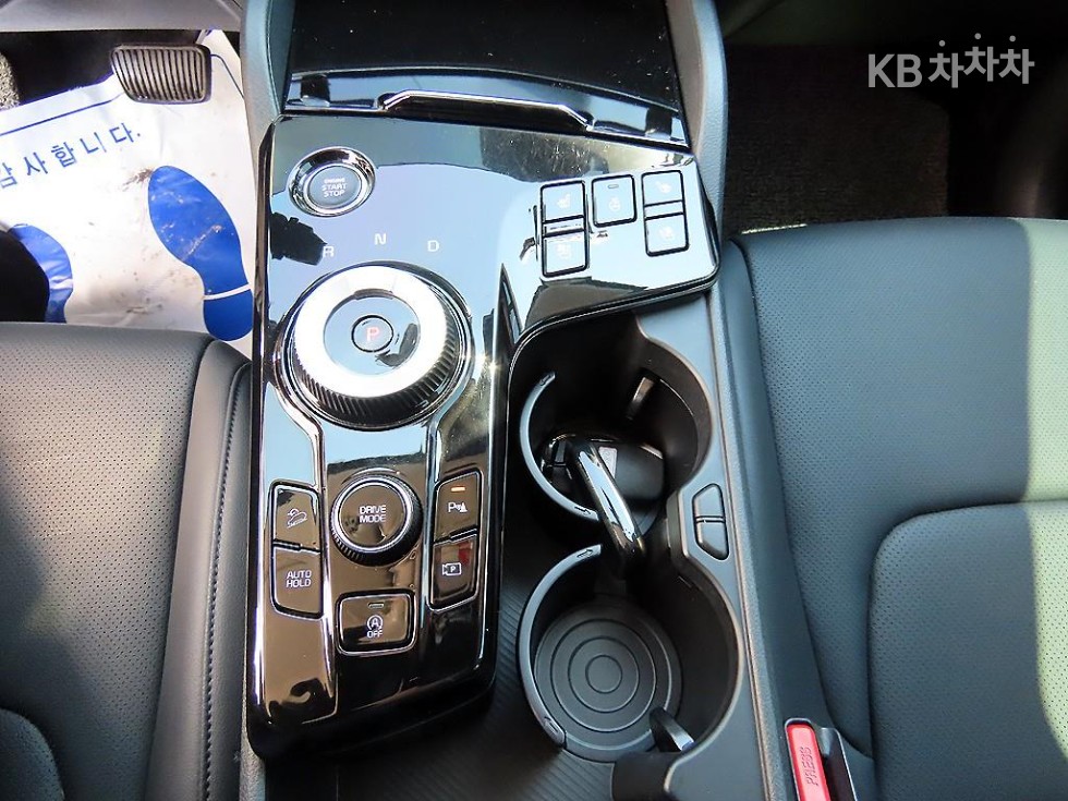 2024 - kia sportage
