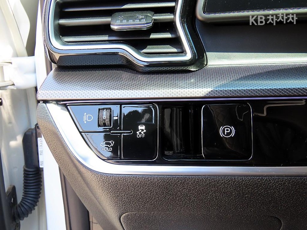 2024 - kia sportage