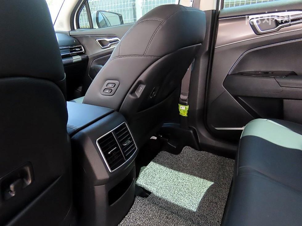 2024 - kia sportage