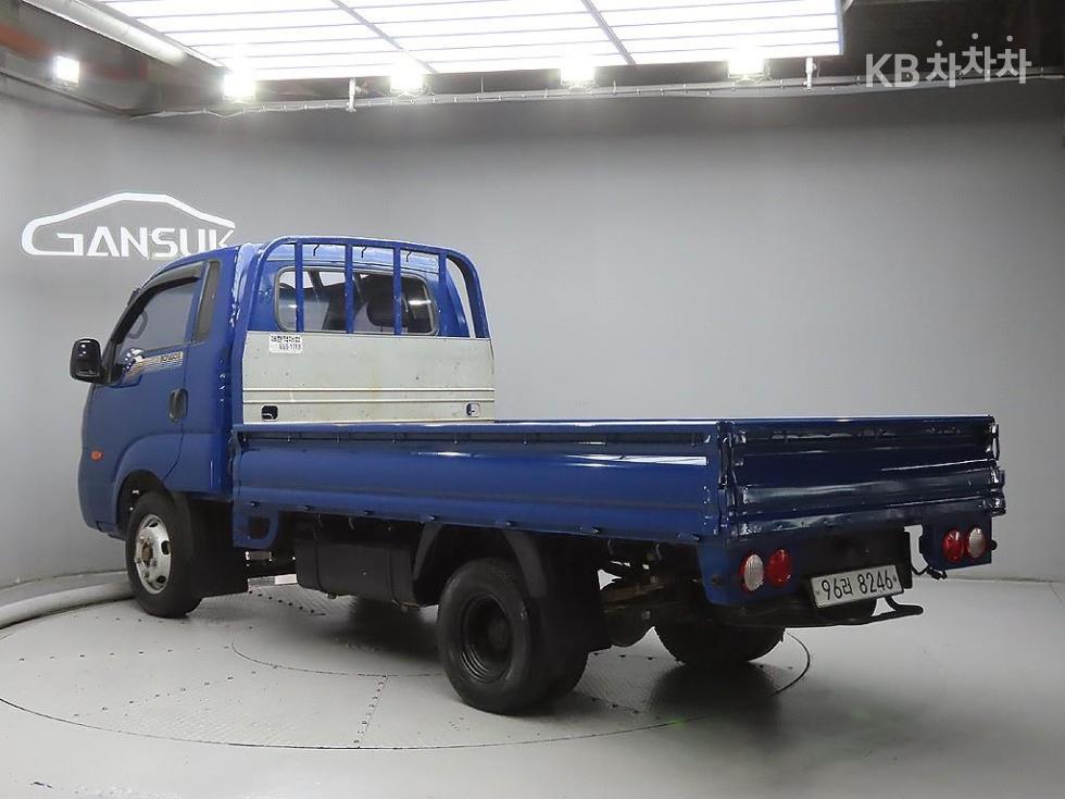 2016 - kia bongo iii