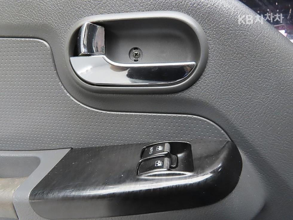 2016 - kia bongo iii