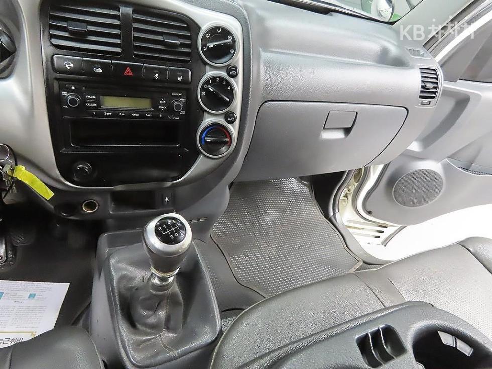 2016 - kia bongo iii