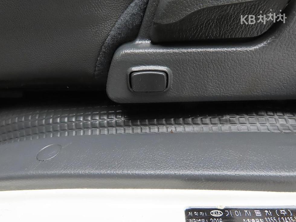 2016 - kia bongo iii
