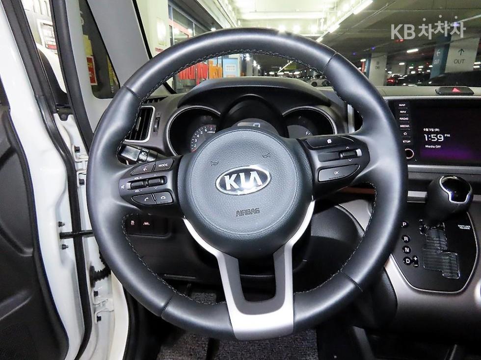 2021 - kia ray