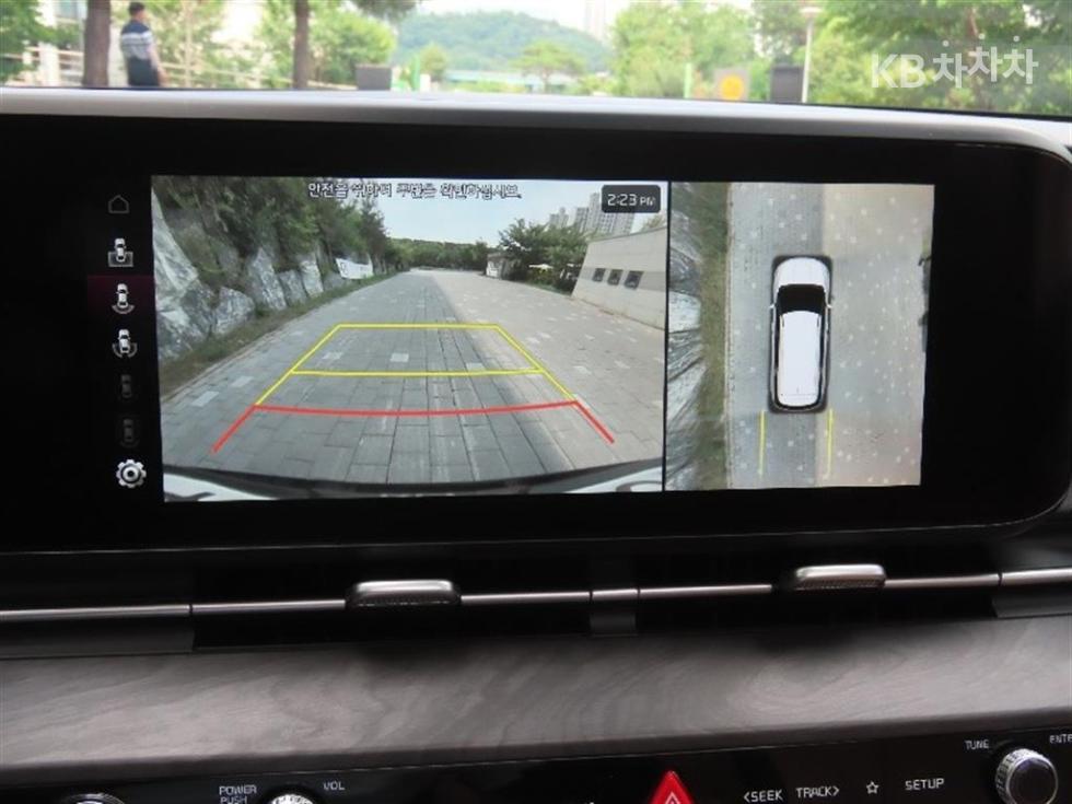 2022 - kia carnival