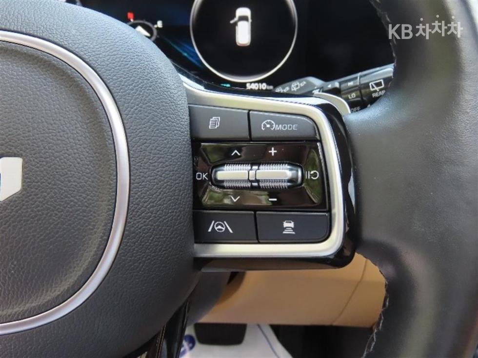 2022 - kia carnival