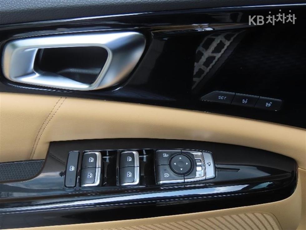 2022 - kia carnival