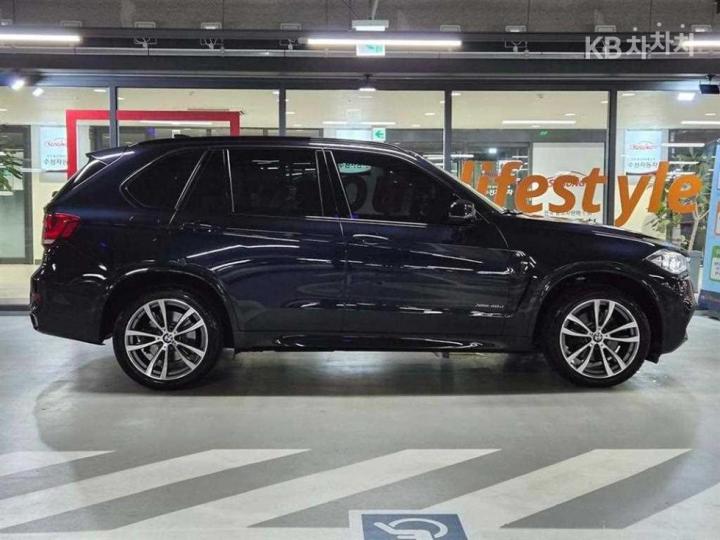 BMW X5 F15 xDrive 40d Base Type 4