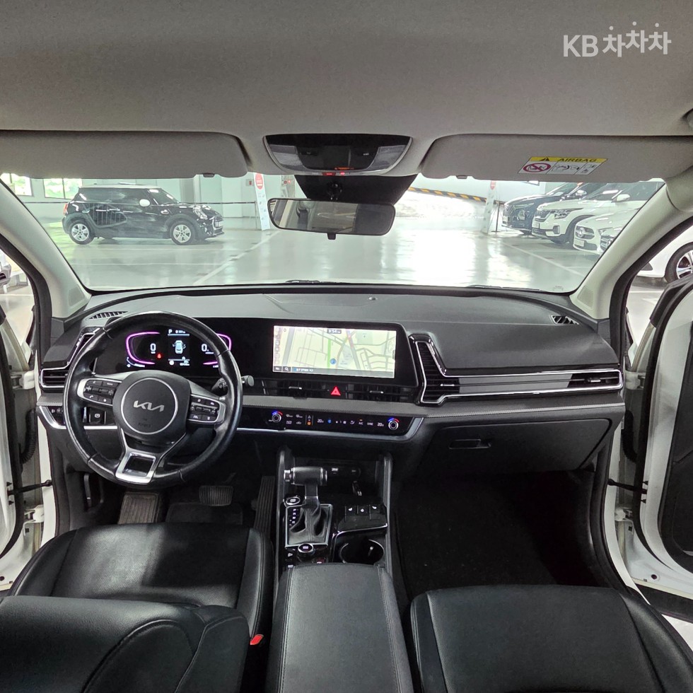 2022 - kia sportage