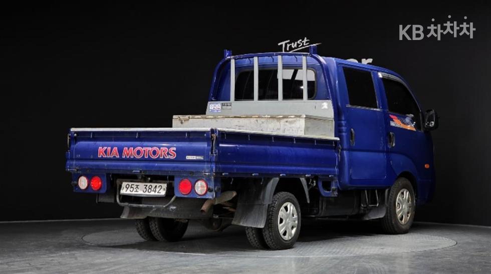 2018 - kia bongo iii