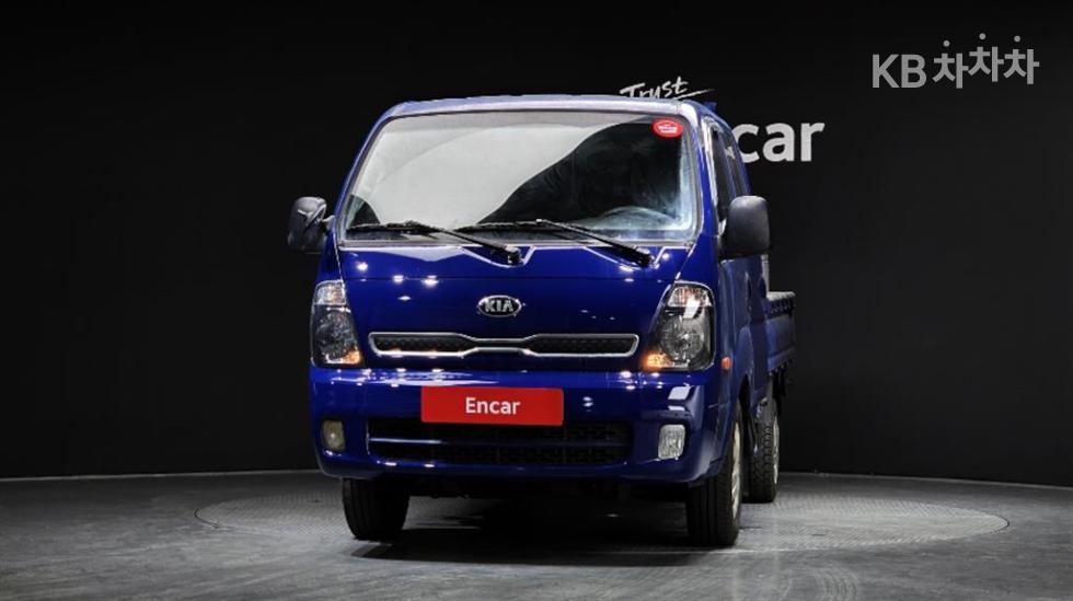 2018 - kia bongo iii