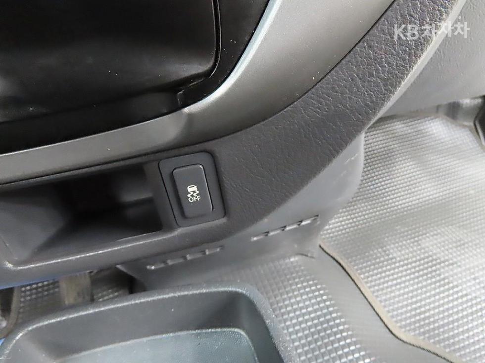 2016 - kia bongo iii