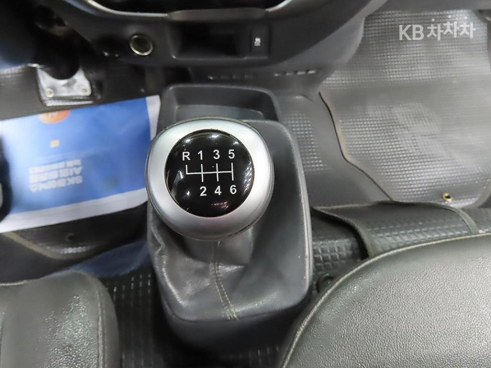 2016 - kia bongo iii