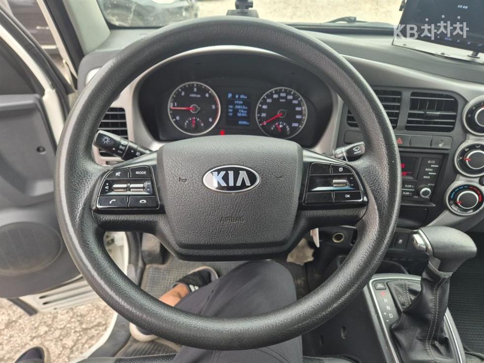 2020 - kia bongo iii