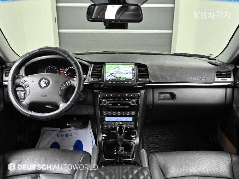 2011 - kia opirus