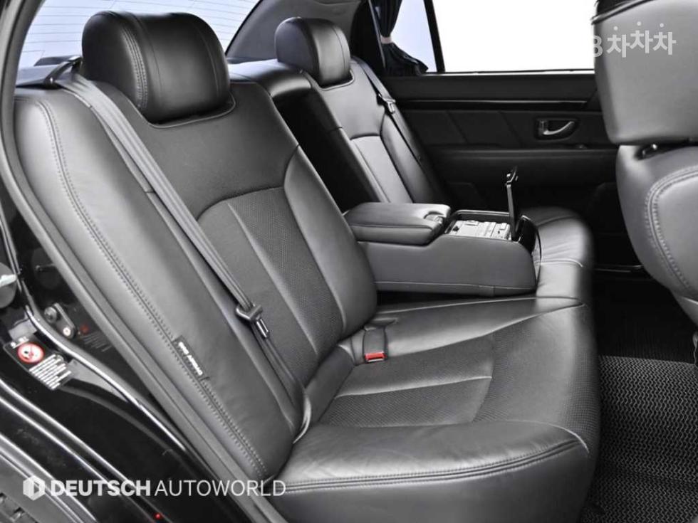 2011 - kia opirus