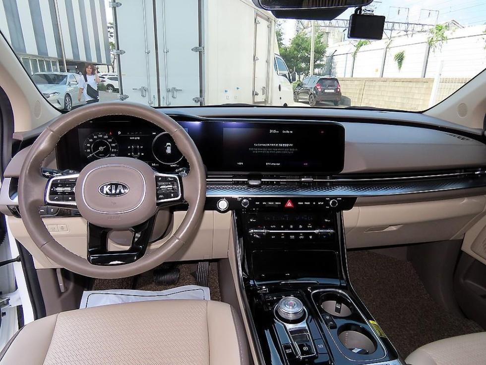 2021 - kia carnival