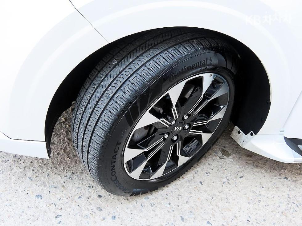 2021 - kia carnival